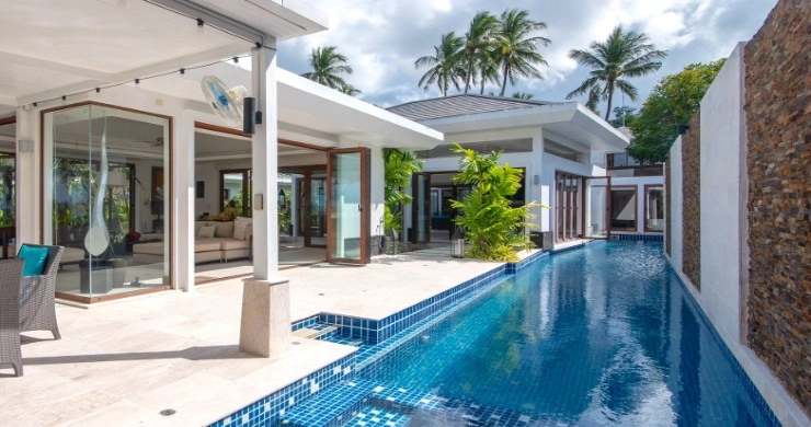 Super Prime 5-Bed Beachfront Villa in Bangpor